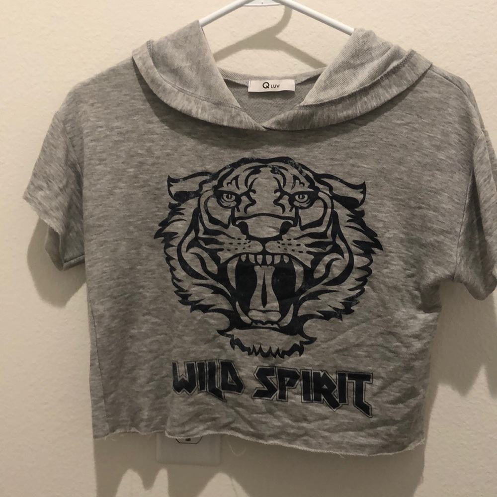Graphic cropped hoodie